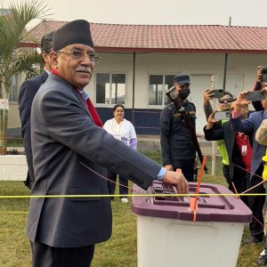 शीर्ष नेताहरूको मतदान, सही–गलतको आधारमा निर्णय गर्न प्रचण्डको आग्रह
