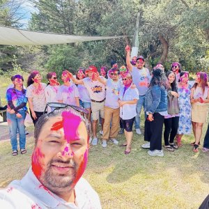 नेल्सनमा रहेका नेपालीहरूले होली पर्व मनाए