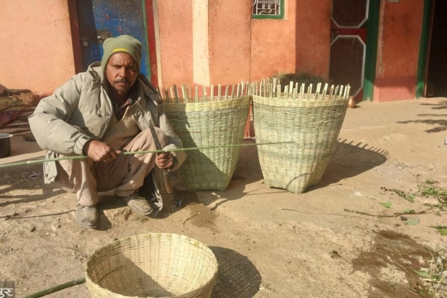 जिन्दगीले जता धकेल्यो, उतै बाँच्न सिकियो