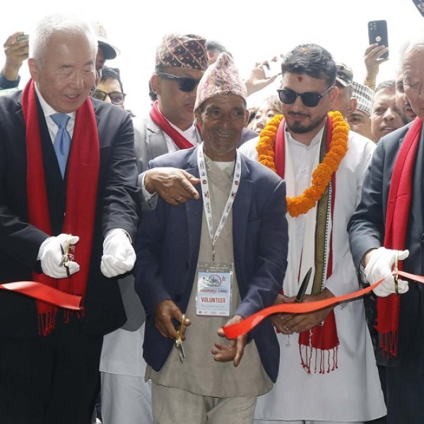 नेपालको पहिलो सडक सुरुङमार्ग सञ्चालनमा, नागढुङ्गा–सिस्नेखोला सुरुङको औपचारिक उद्घाटन