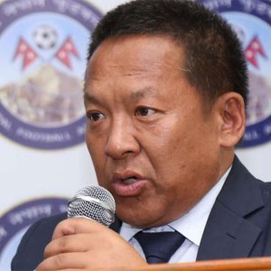 एन्फाका पूर्व अध्यक्ष कर्मा छिरिङ शेर्पा पक्राउ, ८ करोड ७८ लाख रुपैयाँ हिनामिनाको आरोप