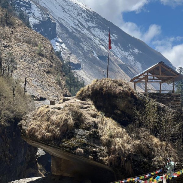 हिमालको काखमा हराउँदा: अन्नपूर्ण आधार शिविरको जीवित अनुभव (फोटो फिचर)