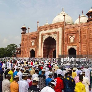इस्लाम धर्मावलम्बीहरूको मुख्य पर्व रमजान सुरु, श्रद्धा र संयमको महिनामा विश्वभरका मुस्लिम समुदाय