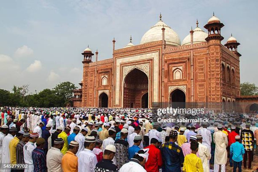 इस्लाम धर्मावलम्बीहरूको मुख्य पर्व रमजान सुरु, श्रद्धा र संयमको महिनामा विश्वभरका मुस्लिम समुदाय