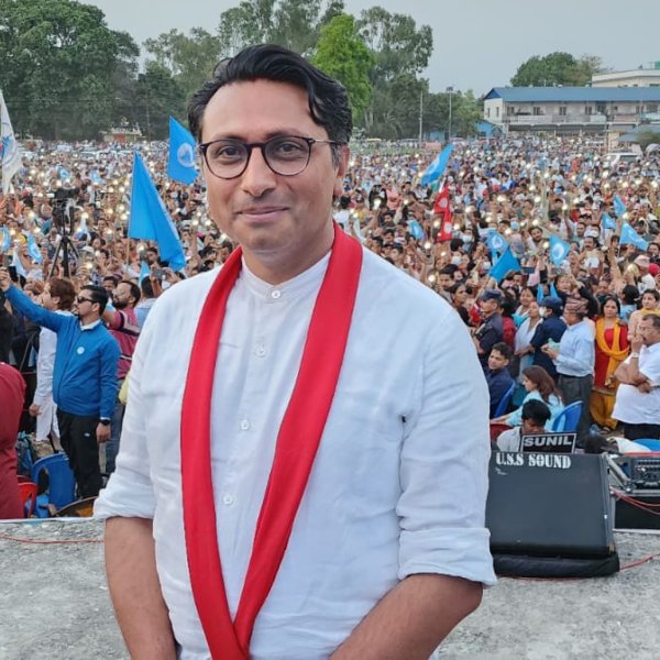 रास्वपा उपसभापतिबाट विराजभक्त पछि हटे, स्वर्णिम वाग्ले निर्विरोध