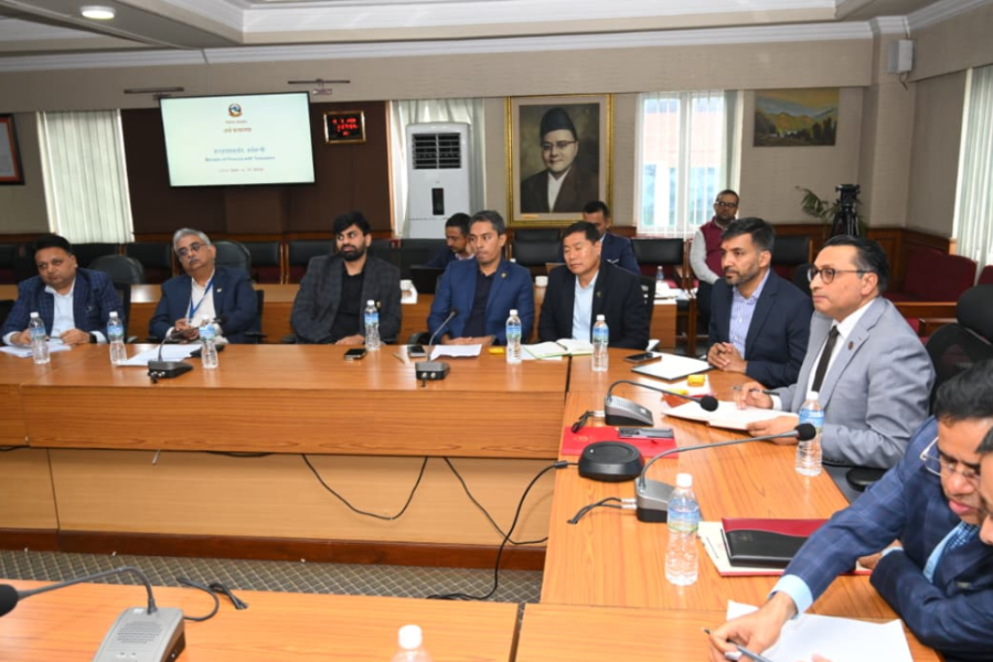 नेपालमा दुई सय अर्ब लगानी थपिँदै