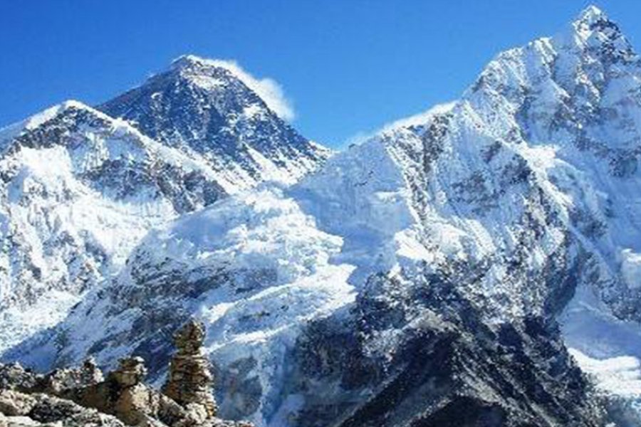 सुनसान दोस्रो अग्लो हिमाल कञ्चनजङ्घा आधार शिविर