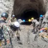 भोटेकोशी बाढी प्रभावित क्षेत्रमा सेनाको खोज तथा उद्धार तीव्र, सुरुङभित्र पनि खोजी जारी